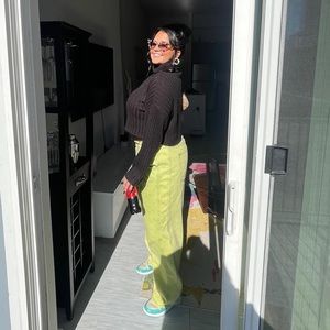 outfit WORN ONCE ‼️‼️‼️selling both sweater top & pants seen in photos